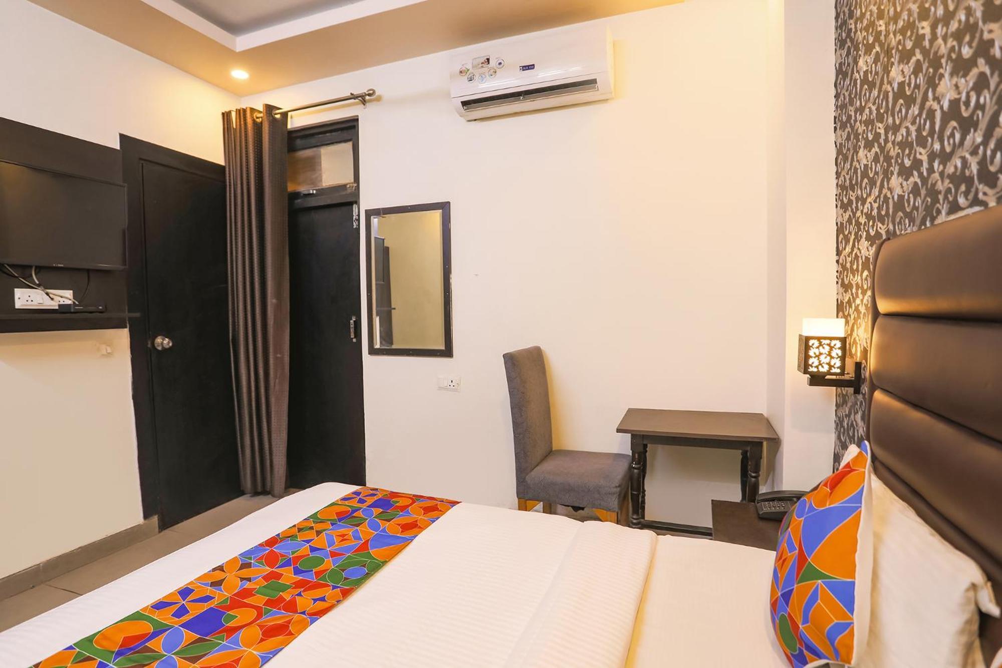 คอลเลคชั่น โอ 50024 วสุนธรา โคโลนี 40คีย์ Hotel กาเซียบัด ภายนอก รูปภาพ
